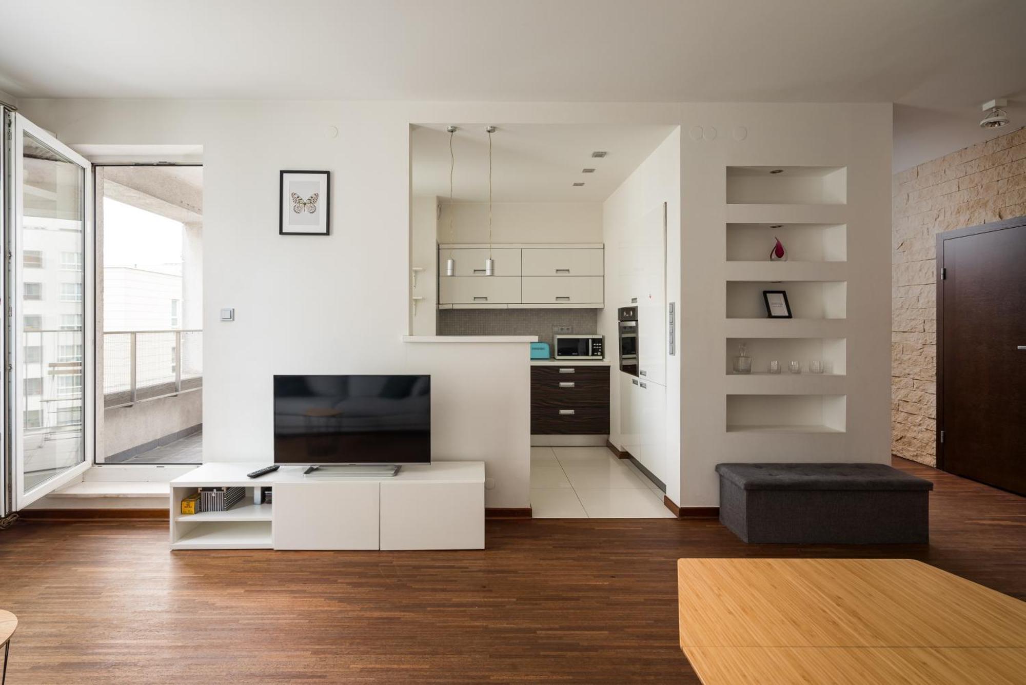 Stawki Pleasant Butas Warsaw
